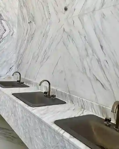 تركيب بديل الرخام وبديل الحجر للديكور الداخلي بالرياض